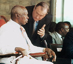 Richard Leakey with the late Kenyan President Moi in politics